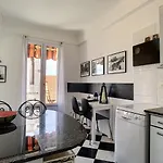 Apartment Nestor&jeeves - Notre Dame - Hyper Center - Floor - 180 View